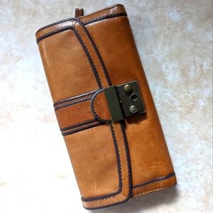 Fossils Wallet
